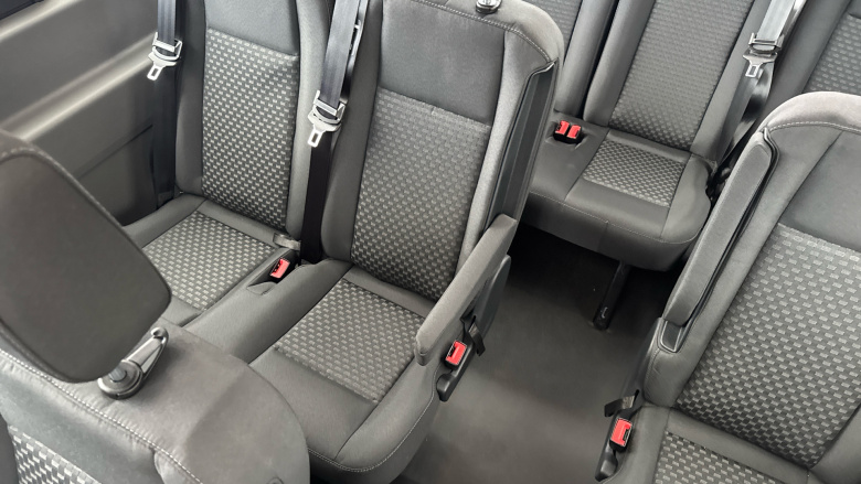 Ford Transit Minibus Transit 460 L4 Minibus Diesel Rwd 2.0 EcoBlue 165ps H3 17 Seater Trend Auto [Nav]